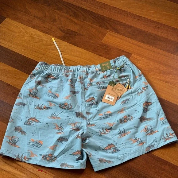 🔥 NWT Marsh wear, summer shorts/swim trunks - Size L - perfect for summer